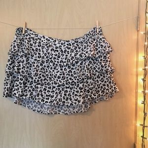 Snow leopard print 3 tier skirt - Torrid 4